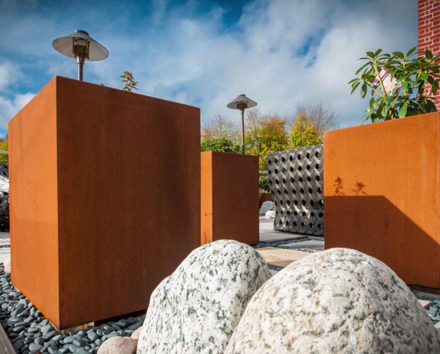 海伦锈钢板花箱